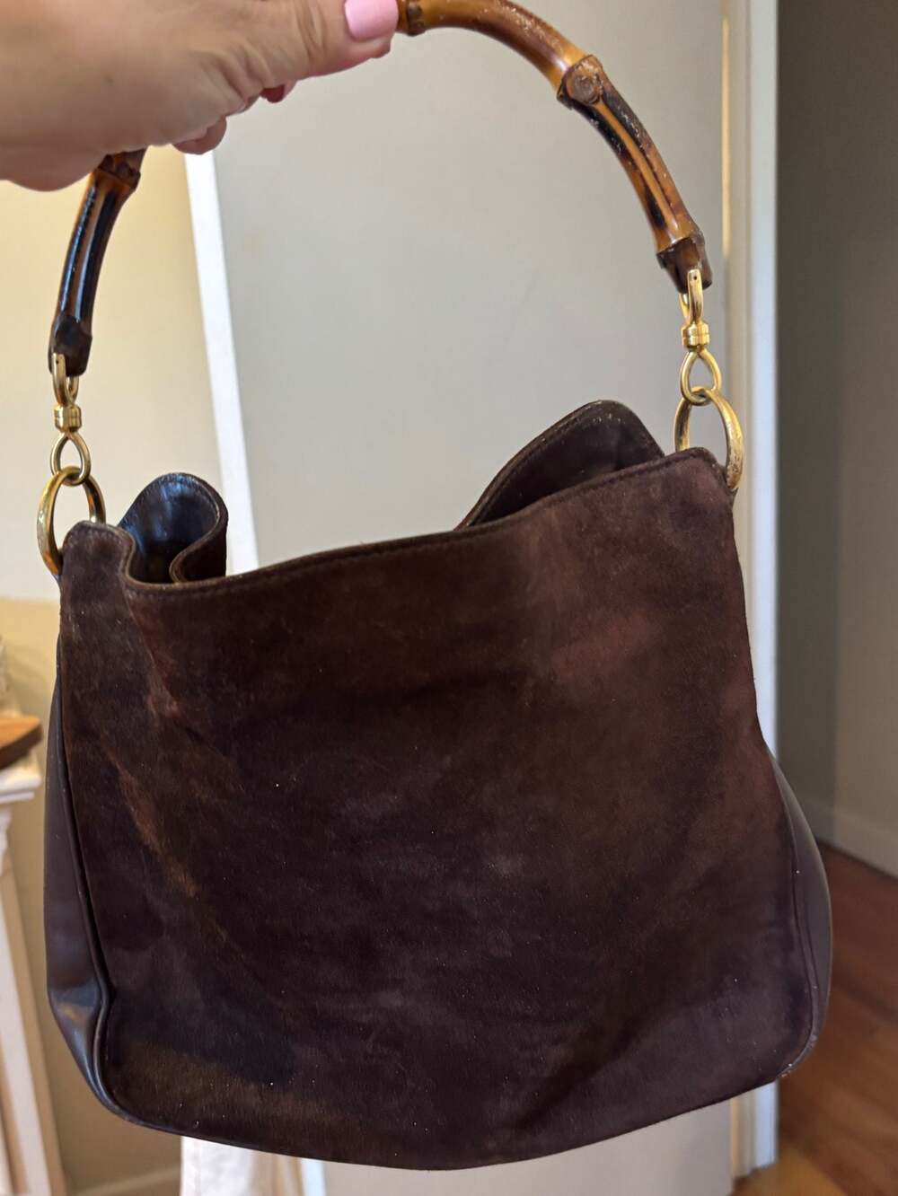 Vintage Gucci Brown Suede Hobo Shoulder Bag with Bamboo Handle – Made in Italy - Picture 2 of 8